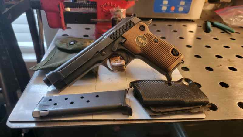 Beretta M1951 w/ Repro Tariq Grips 