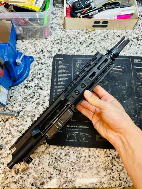 Nearly new 300 blackout 6&quot; upper 1:5T 