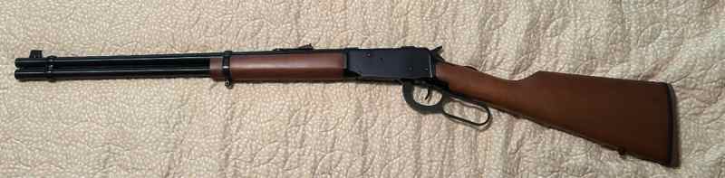 Like new Mossberg 464 30-30. 