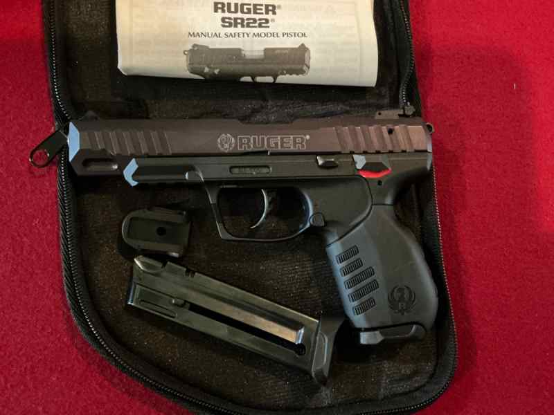 Ruger SR22     Excellent