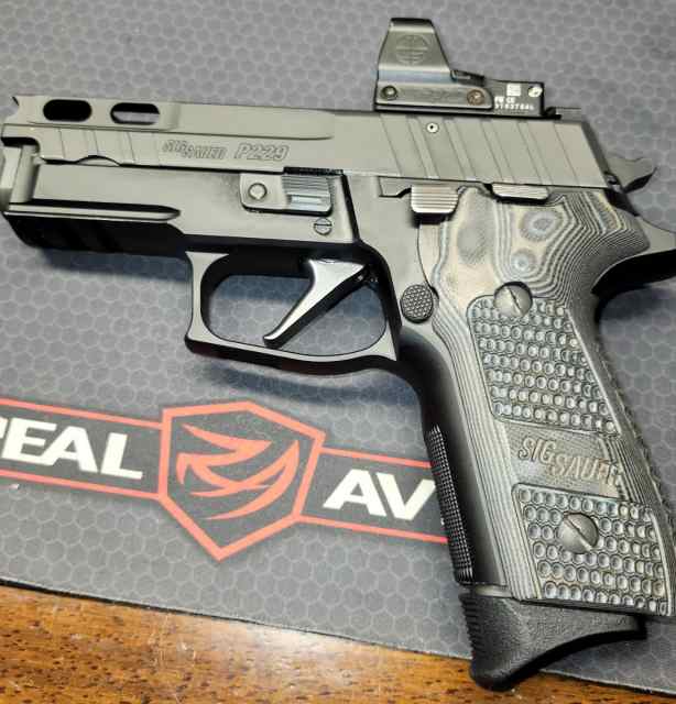 Sig P229 Pro w/extras