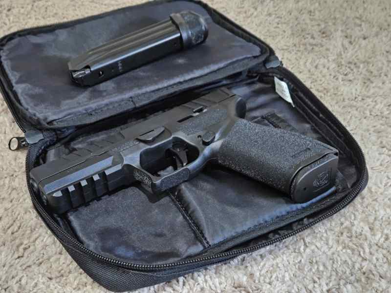 *REDUCED* Brand New Echelon Full Size UNFIRED NEW