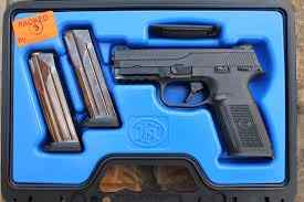 FNS 9MM.jpg