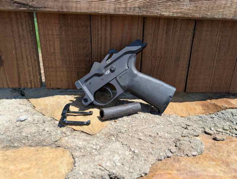 Complete Lee Lower 