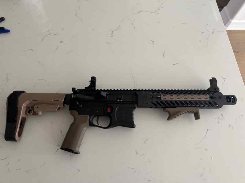 2 AR pistols WTT/WTS FT/FS