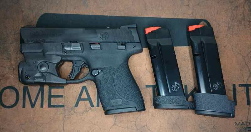 Smith &amp; Wesson Shield Plus